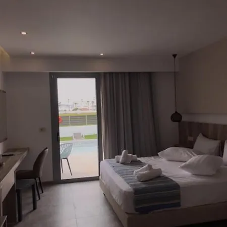 Apart Otel Sunshine 3*